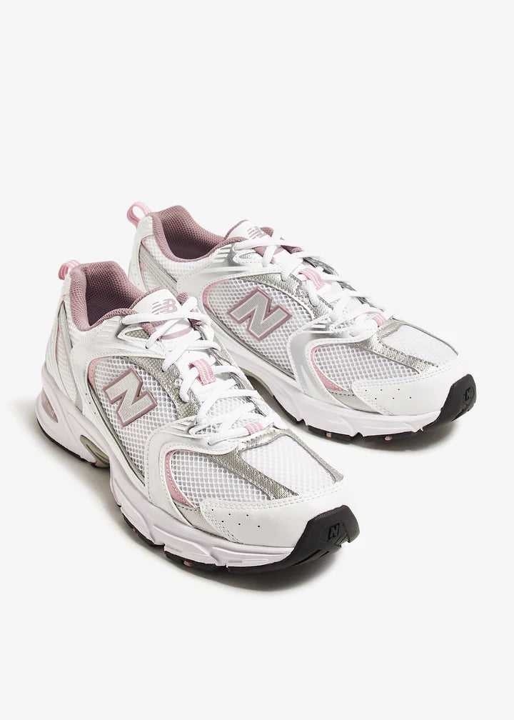 New Balance 530 White and pink