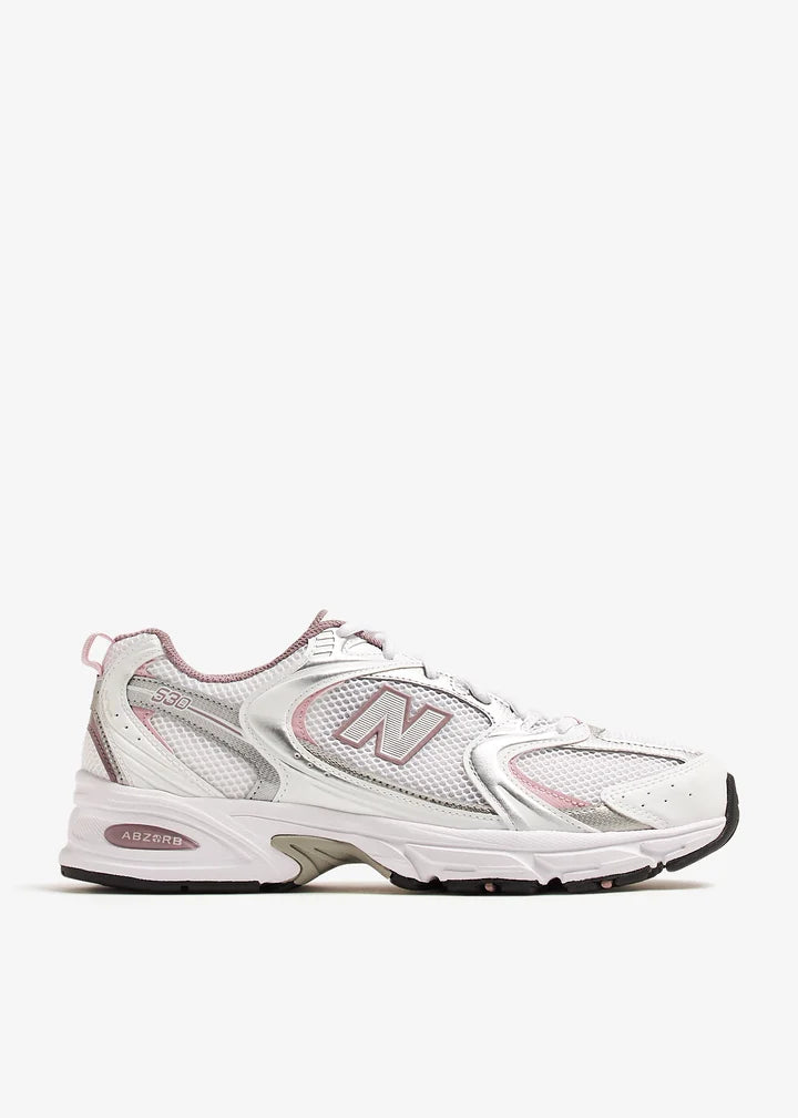New Balance 530 White and pink