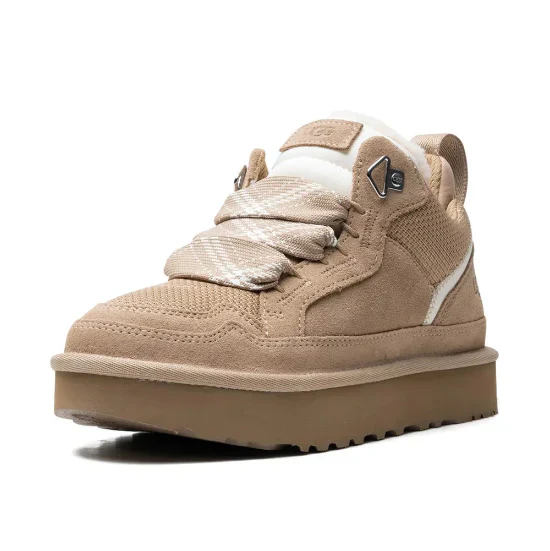 حذاء رياضي نسائي من Ugg، لون جملي 
