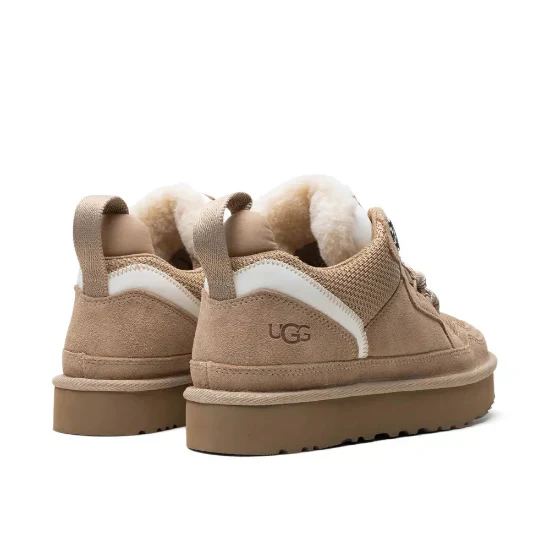 حذاء رياضي نسائي من Ugg، لون جملي 