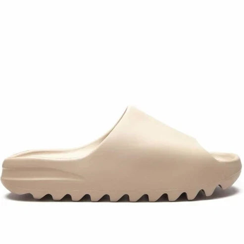 حذاء Yeezy Slide Pure