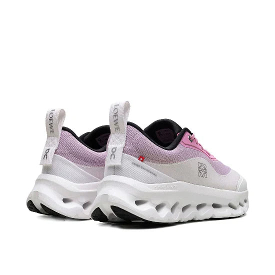 حذاء رياضي On Running x Loewe Cloudtilt 2 "وردي/أبيض"