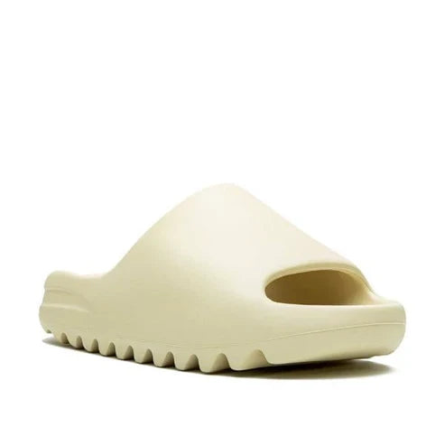 حذاء Yeezy Slide Bone