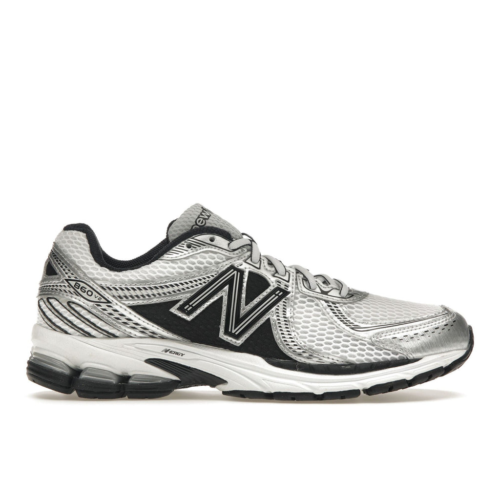 Kids New Balance White & Black 860v2 Sneakers
