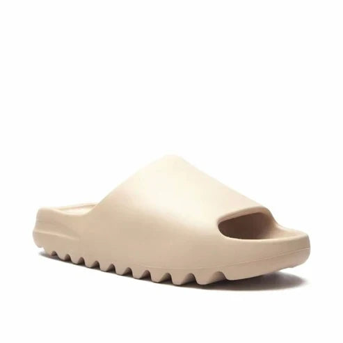 حذاء Yeezy Slide Pure