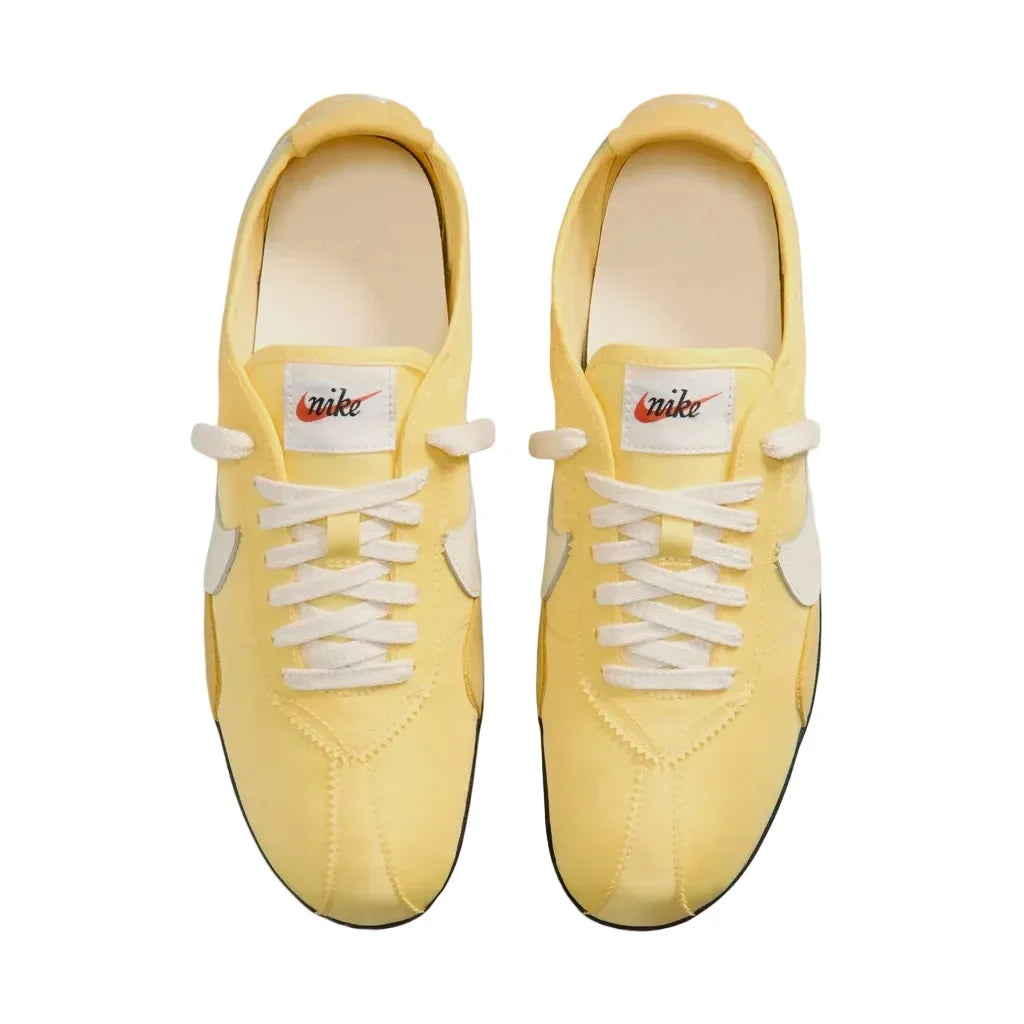 Nike Moon Shoe OG Soft Yellow / Black / Soft Pearl