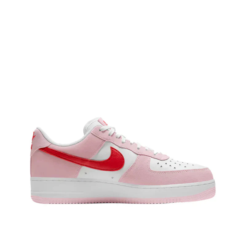 حذاء Air Force 1 Low "رسالة حب في عيد الحب"