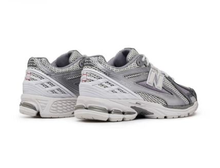 New balance 1906 Silver / white